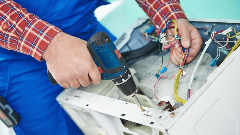 Sancaktepe Hitachi Hitachi çamaşır makinesi kart tamiri – Su almama arızası orijinal parça ile giderildi. - Teknik servis örneği